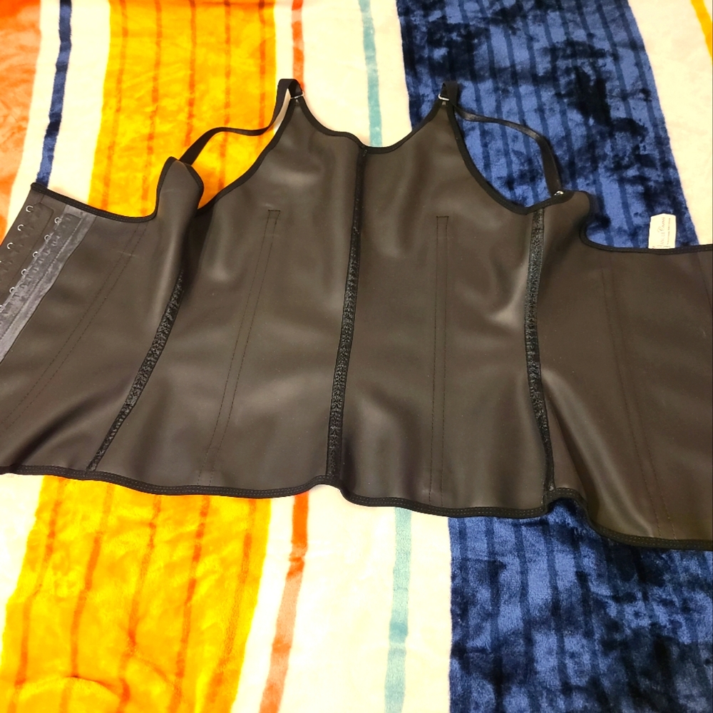 Shape wear corset
